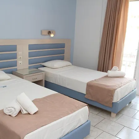 Ξενοδοχείο Surf 2*