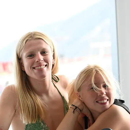 Surf 2* Vassiliki
