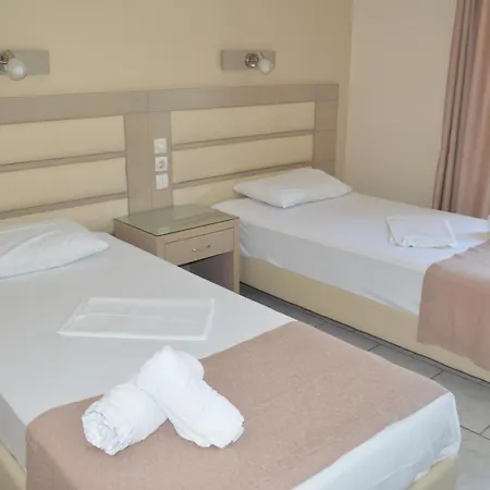 Surf Ξενοδοχείο 2*