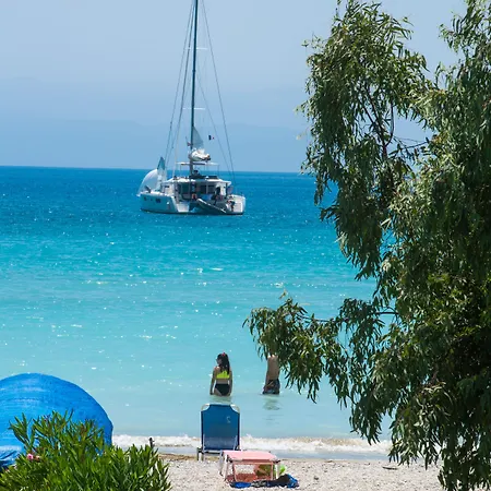 Surf Ξενοδοχείο 2*