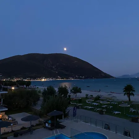 Surf Vasiliki (Lefkada)