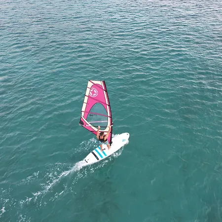 Surf 2* Vasiliki